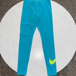 ::Nike Leggings::